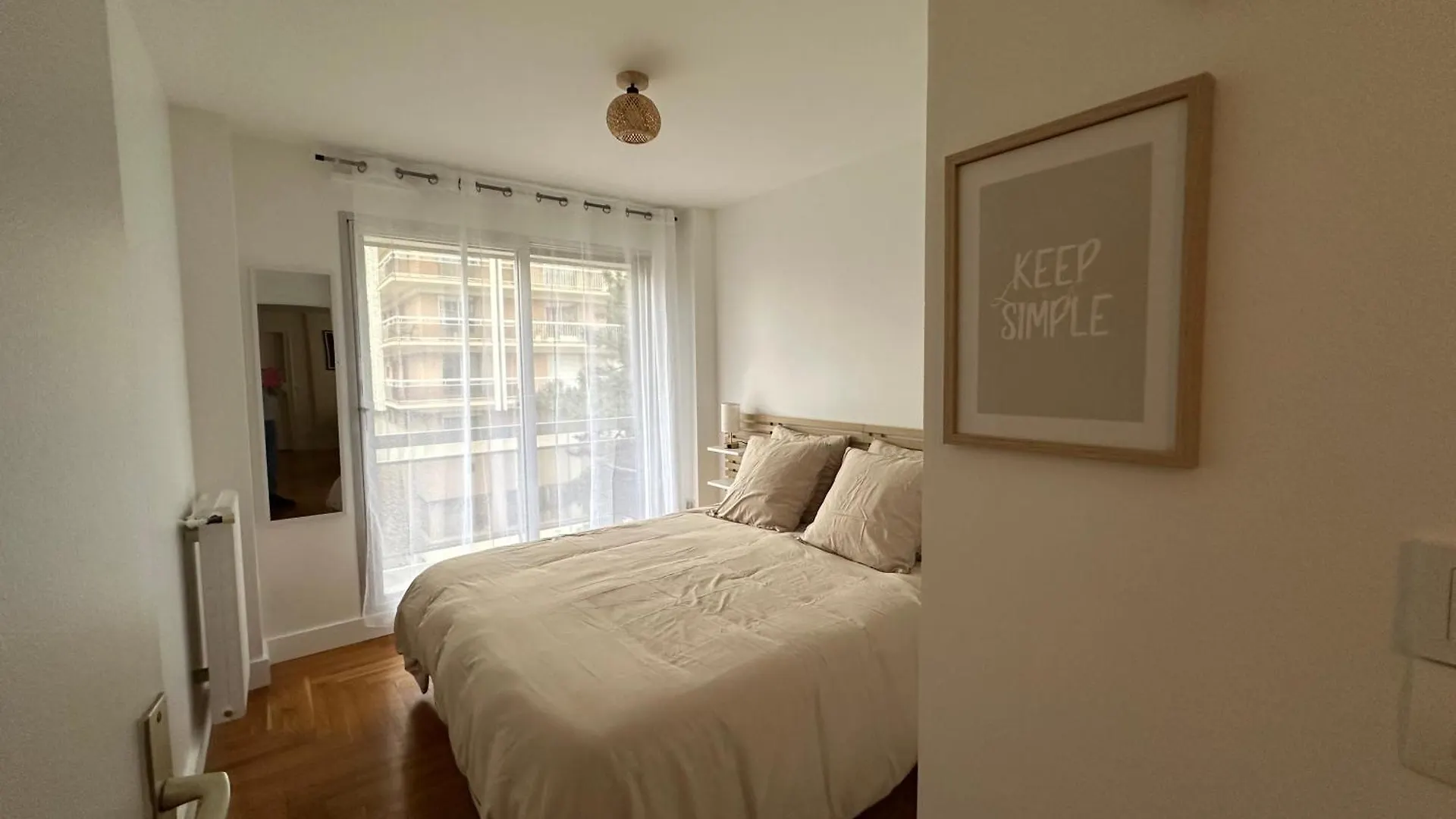 Apartment Appartement 5 Personnes Leon Frot Paris